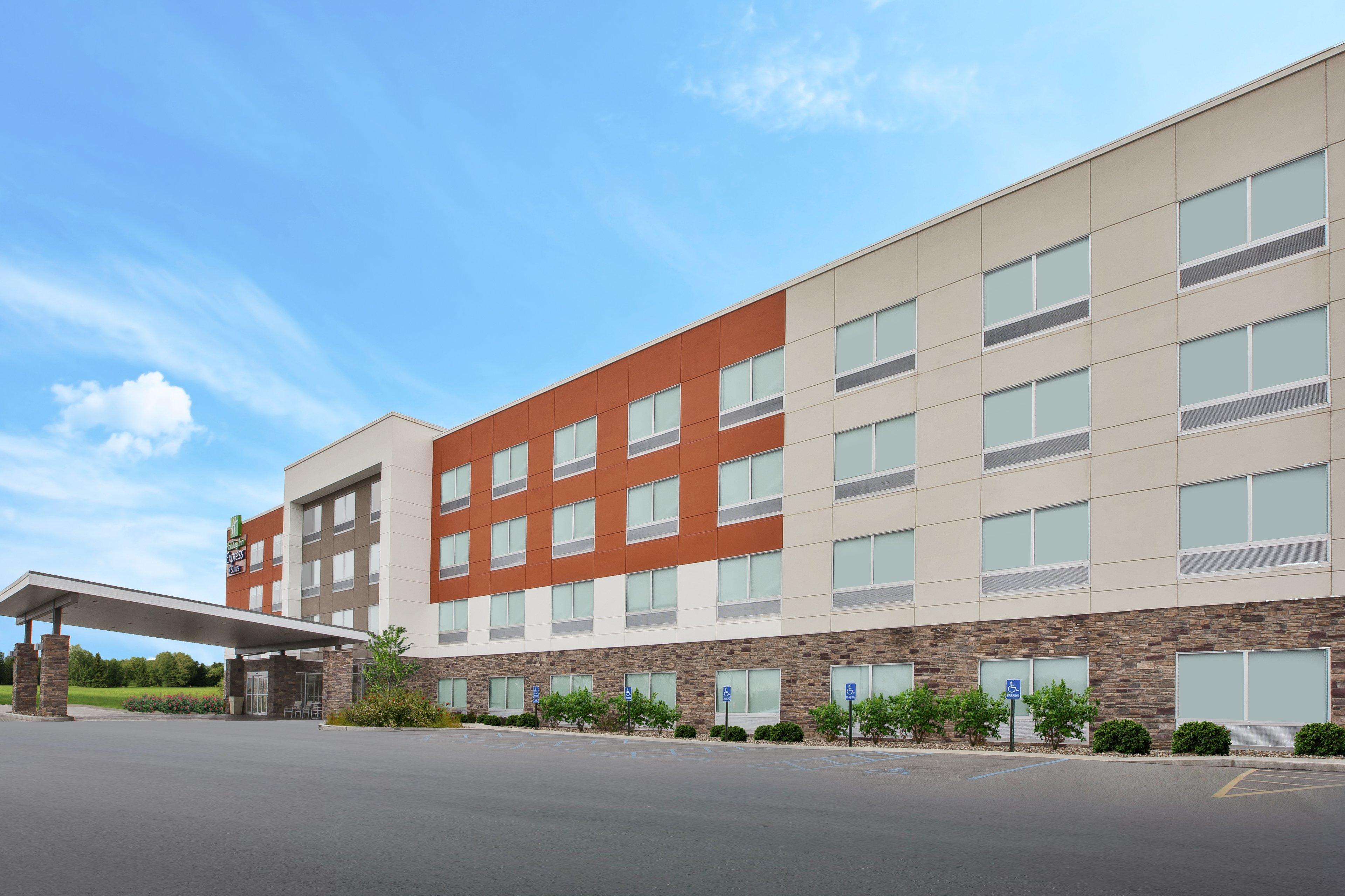 Holiday Inn Express & Suites - Parkersburg East By Ihg מראה חיצוני תמונה