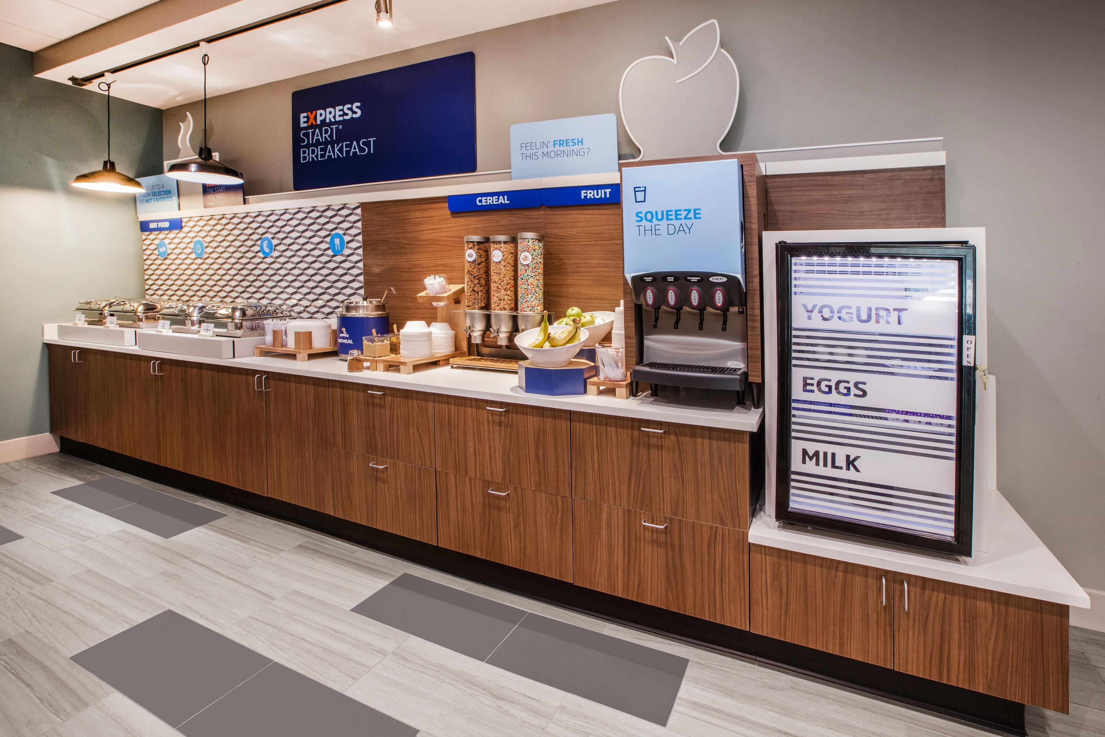 Holiday Inn Express & Suites - Parkersburg East By Ihg מראה חיצוני תמונה