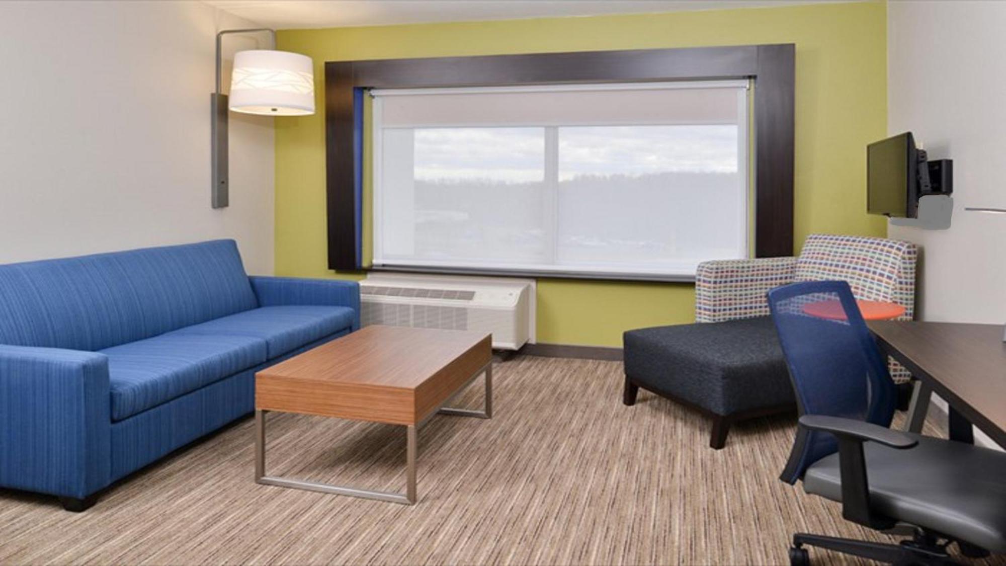 Holiday Inn Express & Suites - Parkersburg East By Ihg מראה חיצוני תמונה